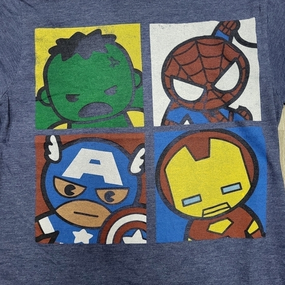 MARVEL - Avengers T-shirt - Picture 2 of 6